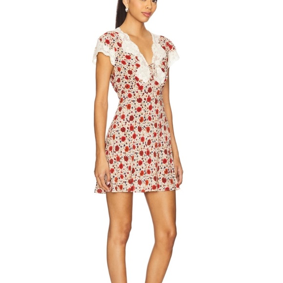 RIXO lace trimmed Floral Red and Cream miniDress NEW